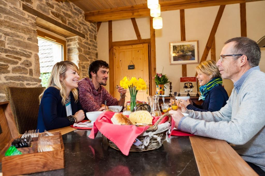 Bed And Breakfast La Fontaine Blanche Melgven Екстериор снимка